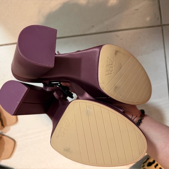Zara Deep Burgundy Strappy Sandals - Picture 4 of 4